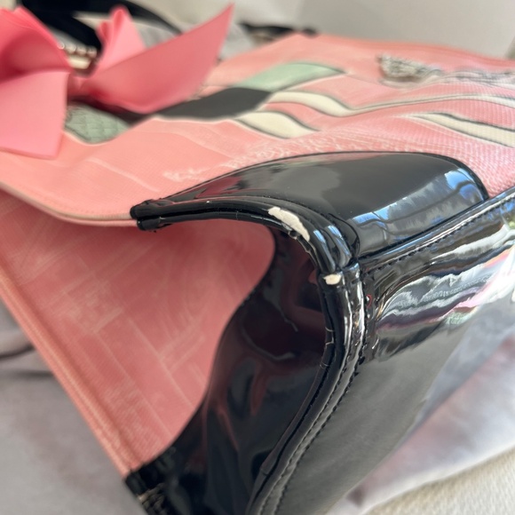 Fabulous Brighton’s My Flat In London Frenchie!!! - Picture 7 of 9